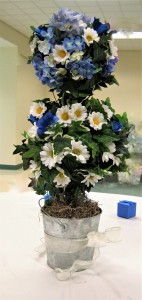 Blue Hydrangea & Daisy Topiary