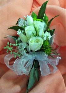 Small Pin-on Corsage